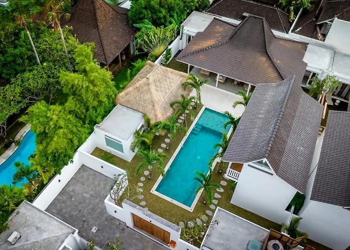 Cyma By Alfred In Bali فيلة