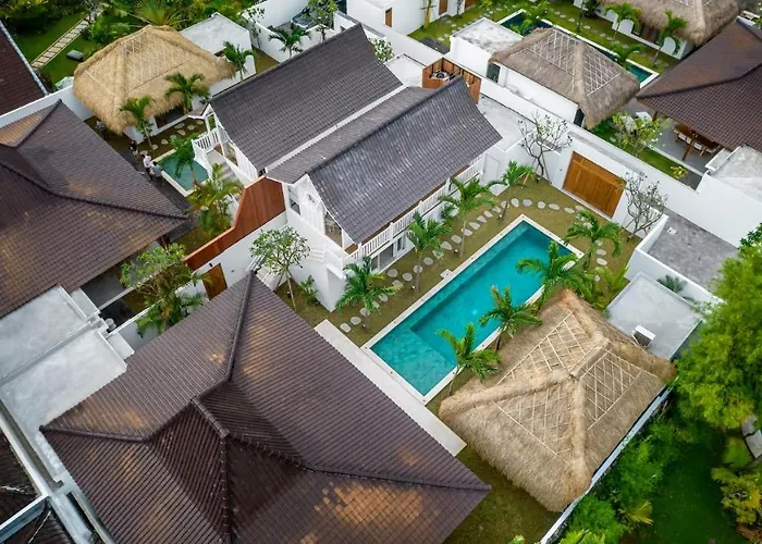 Cyma By Alfred In Bali فيلة سمينياك